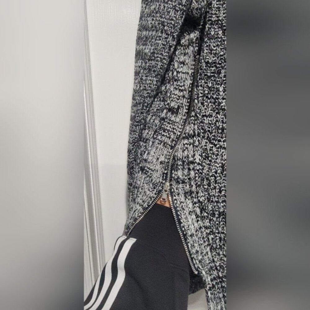 Side Zip Sweater - Picture 4 of 6